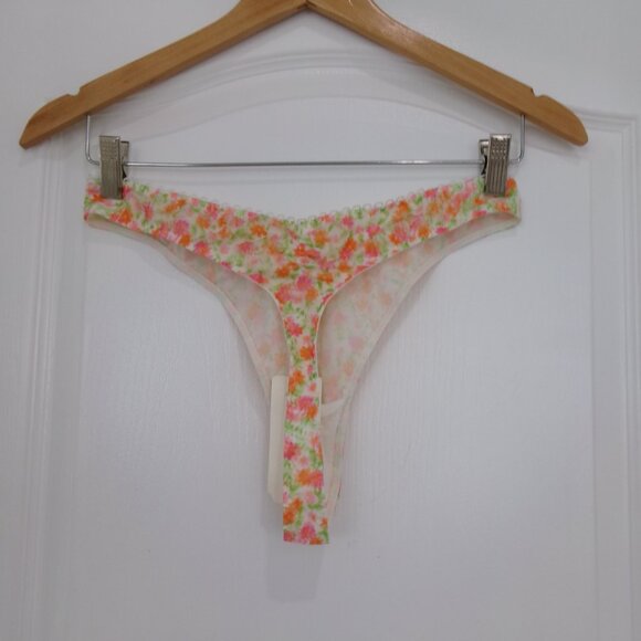 New For Love and Lemons 2 Piece Lounge Set Crop Top Thong Panties Floral M - Picture 10 of 12
